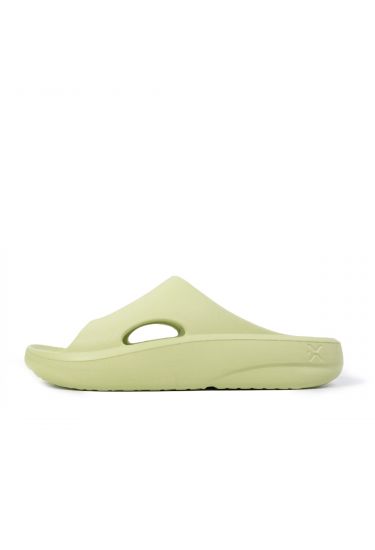 VERNER PISTACHIO SLIDES