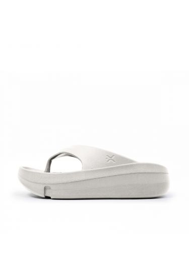 AALTO MILK FLIP-FLOPS